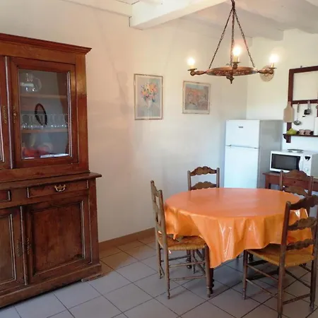 Les Chenes Saint-Julien-en-Born